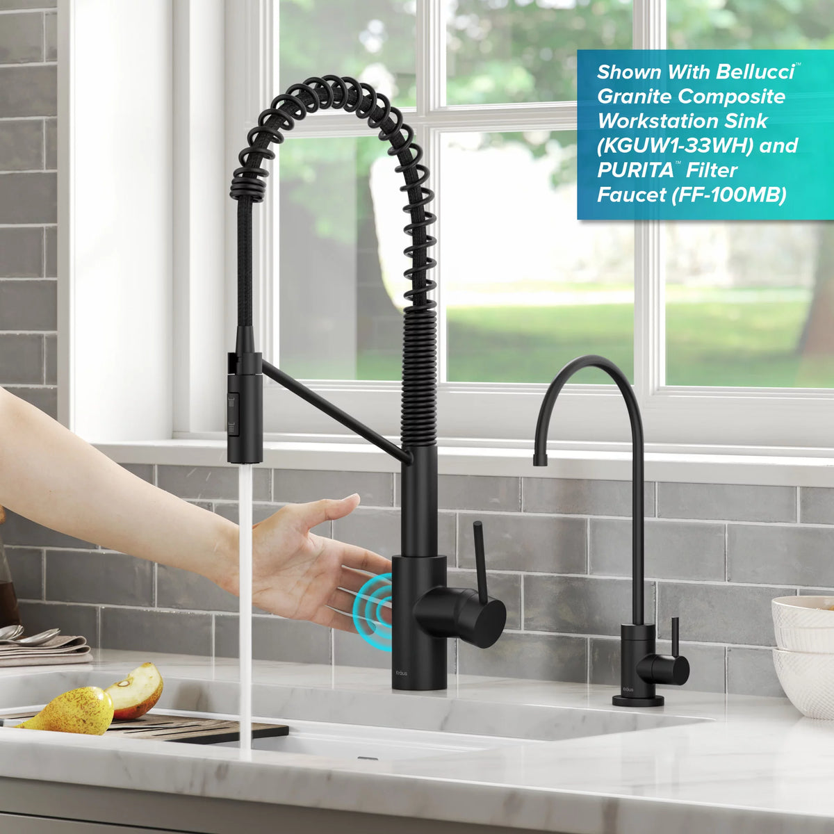 Matte Black Touchless Pull-Down Kitchen Faucet L88861