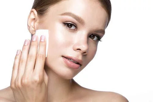 Makeup Remover Cleansing Face Wipes with Vitamin E Pack of 50 Y59325