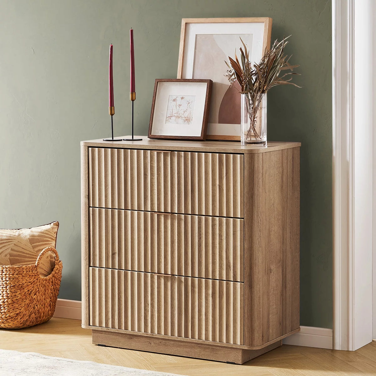 Oak 3 Drawer Dresser Z4662