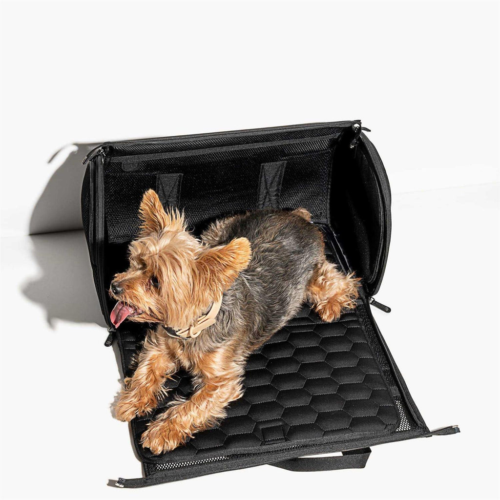 Travel Carrier W9463