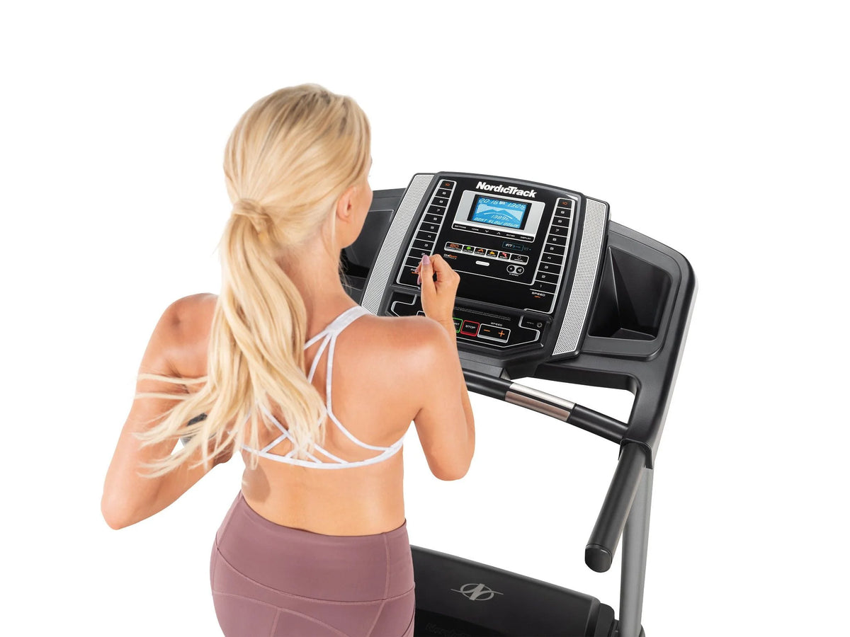 Treadmill with 5” Display Y638121