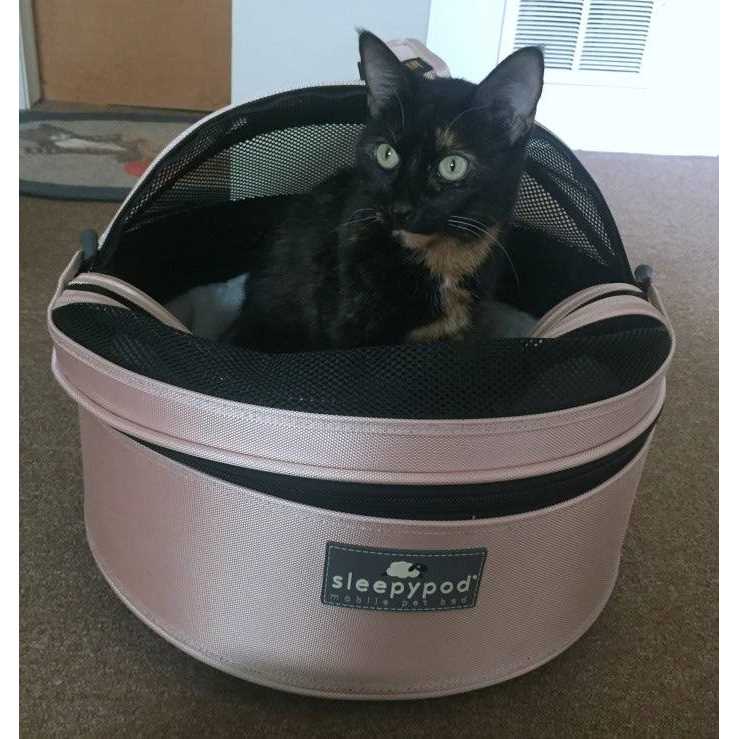 Mobile Pet Bed B2660