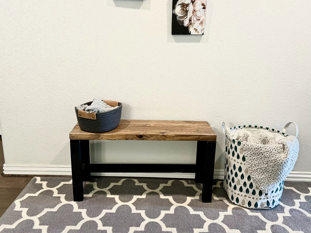 Two Tone Solid Pine Wood Entryway Accent Bench W786514