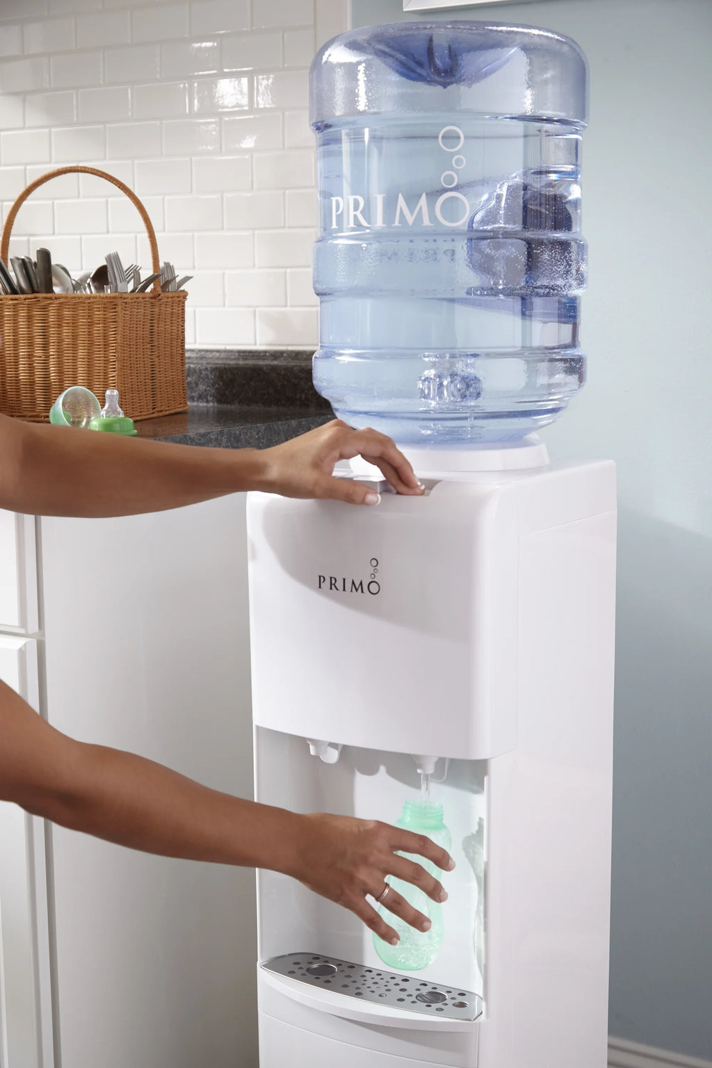White Top Loading Hot/Cold Water Dispenser G588131