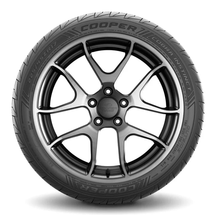 285/35ZR19 99Y Performance Tire G218