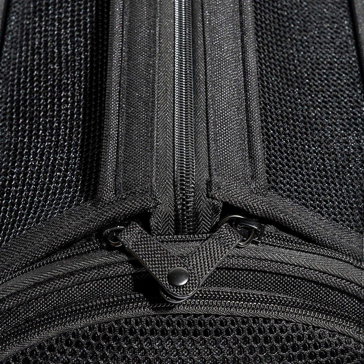 Travel Carrier W9463