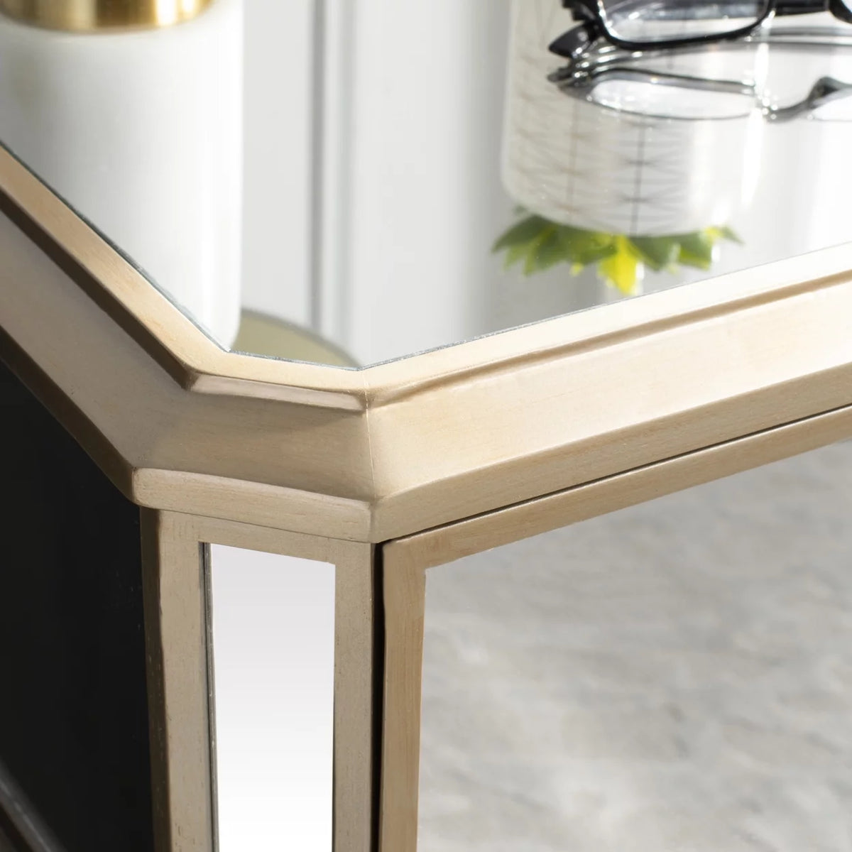 3-Drawer Mirrored Nightstand L9704